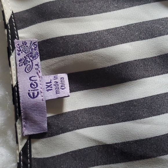 Stripe Jumpsuit - Picture 6 of 6